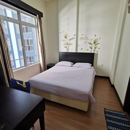 B - Lagoon Water Themepark Suite Melaka Town Экстерьер фото