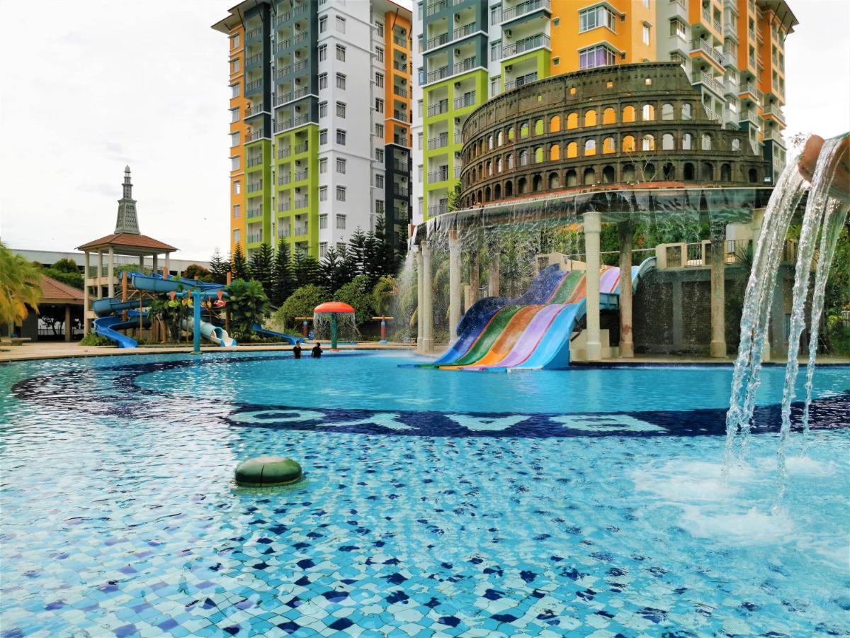 B - Lagoon Water Themepark Suite Melaka Town Экстерьер фото