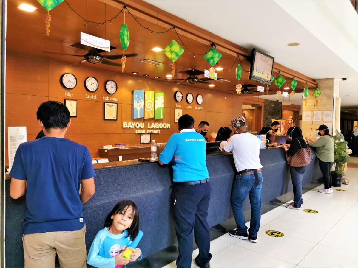 B - Lagoon Water Themepark Suite Melaka Town Экстерьер фото