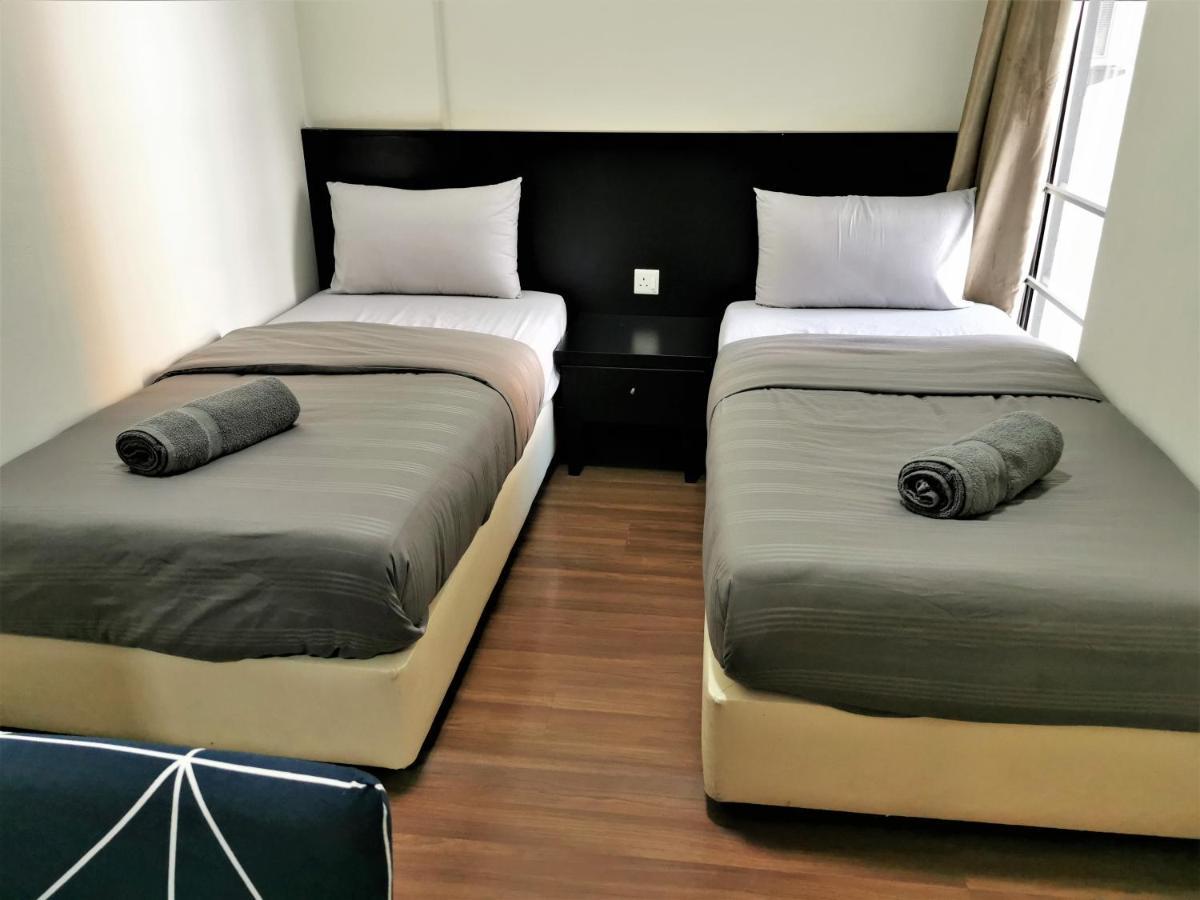 B - Lagoon Water Themepark Suite Melaka Town Экстерьер фото