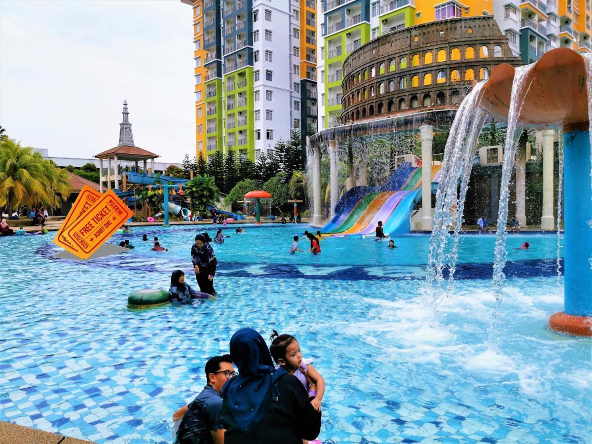 B - Lagoon Water Themepark Suite Melaka Town Экстерьер фото