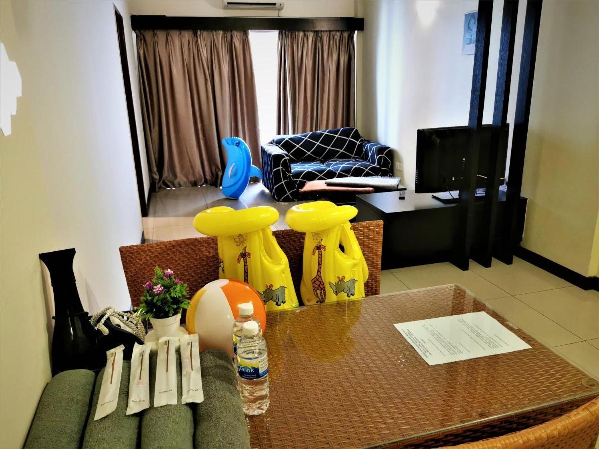 B - Lagoon Water Themepark Suite Melaka Town Экстерьер фото